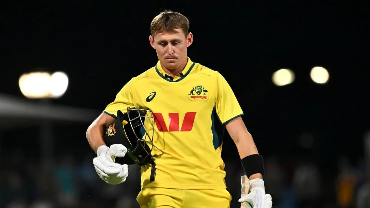 Australian cricketer leaving the field after batting