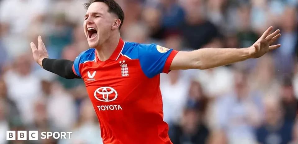 Cricketer celebrating a wicket during match