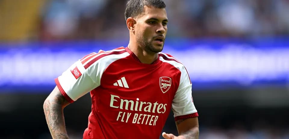 Player wearing Arsenal kit during a match