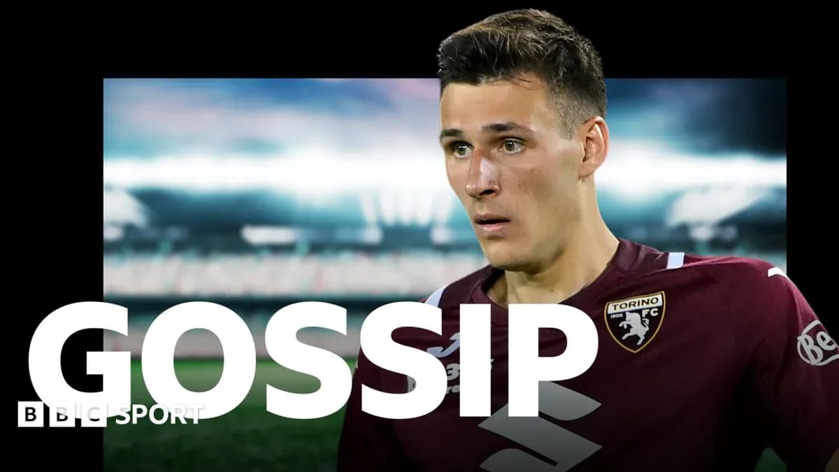 Player in Torino FC kit during match action