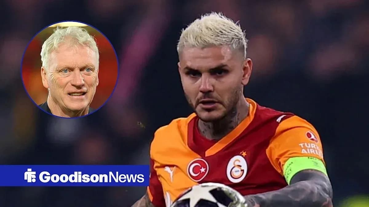 Player in Galatasaray kit during match action