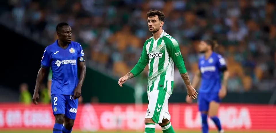 Players from Real Betis and Getafe during match