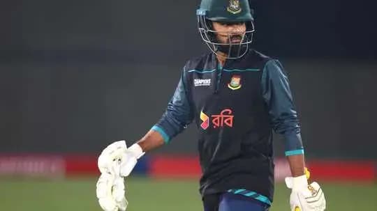 Bangladesh wicketkeeper in training gear on field