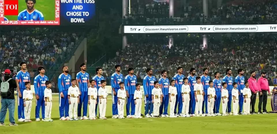 Cricket teams lined up before the match