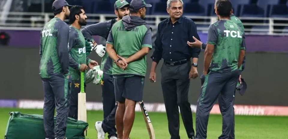 Pakistan cricket team discussing strategy during practice