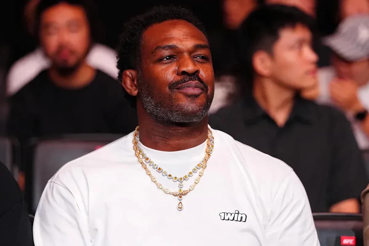 Man wearing jewelry at a UFC event Man wearing jewelry at a UFC event