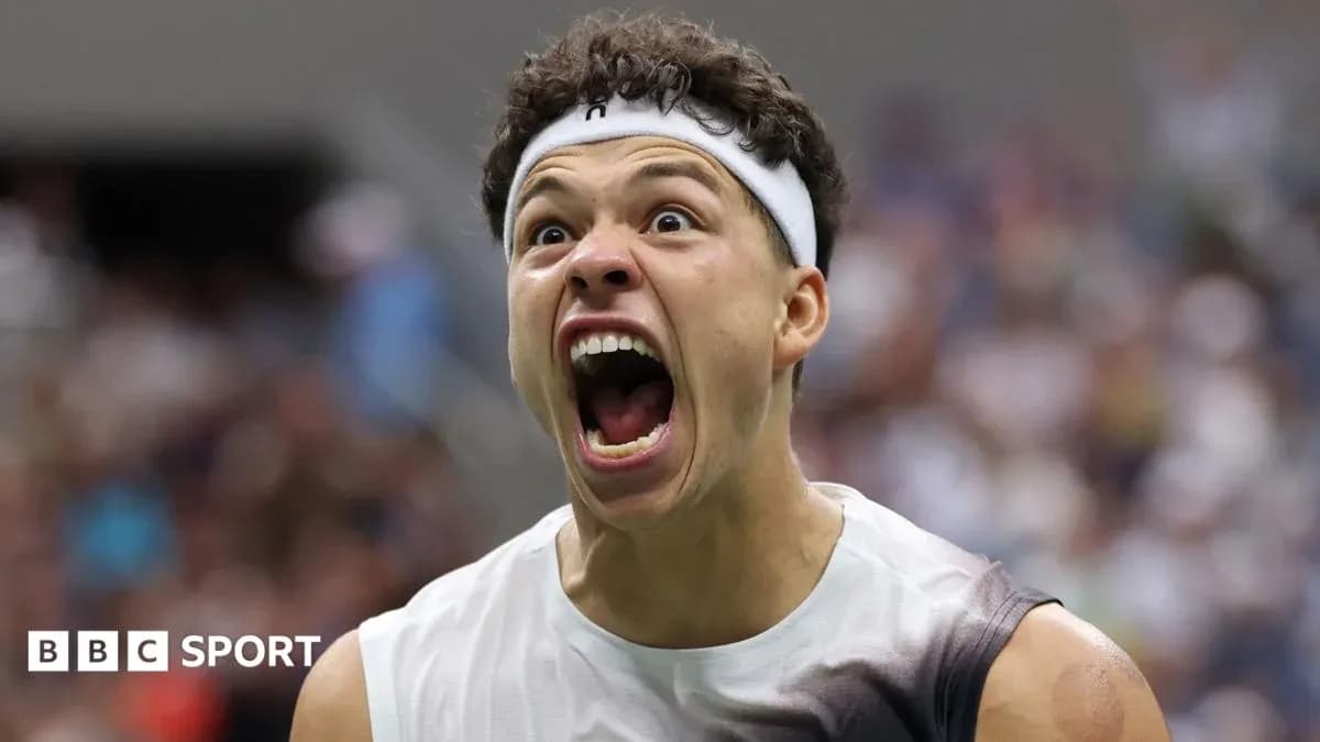 Player celebrating passionately during tennis match Player celebrating passionately during tennis match