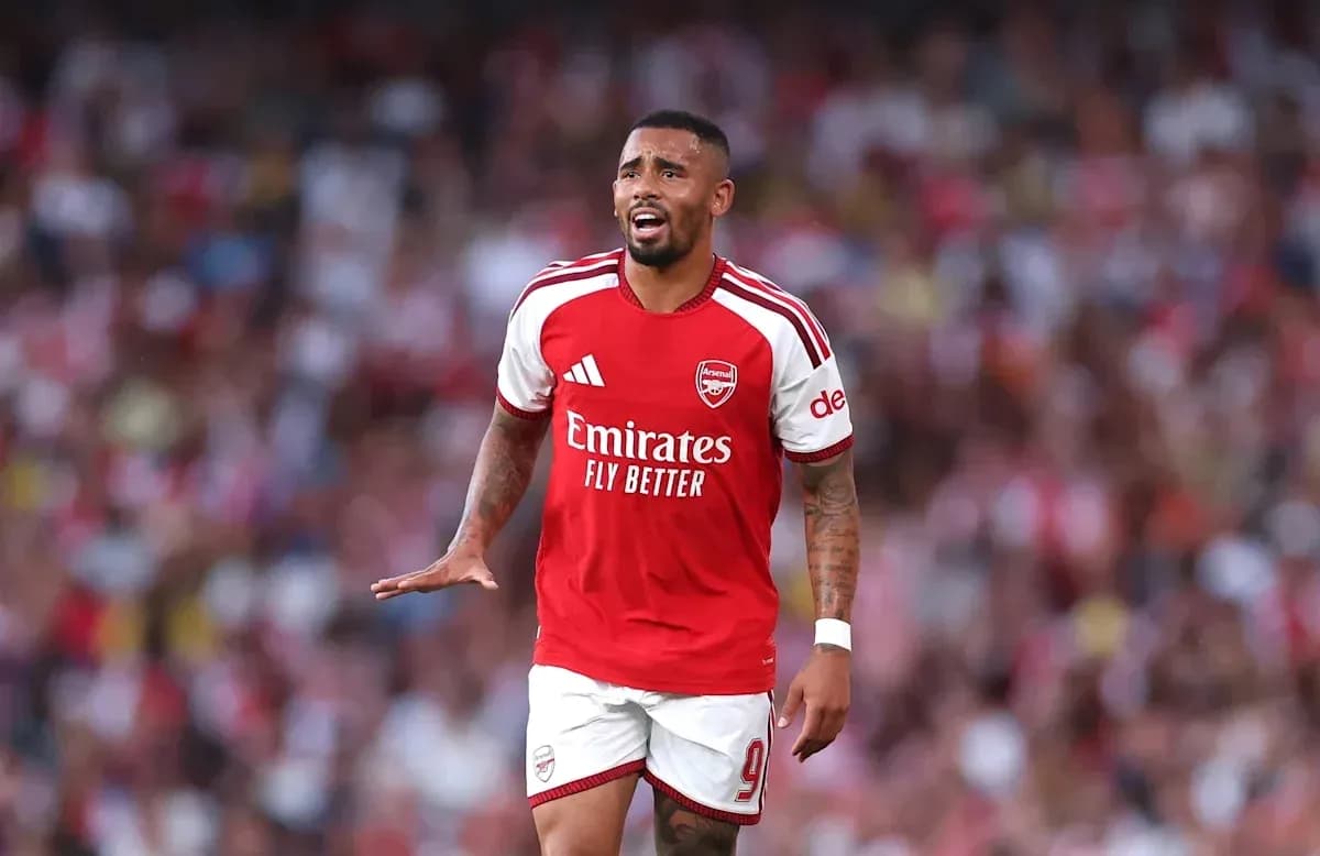 Player in Arsenal kit during a match Player in Arsenal kit during a match